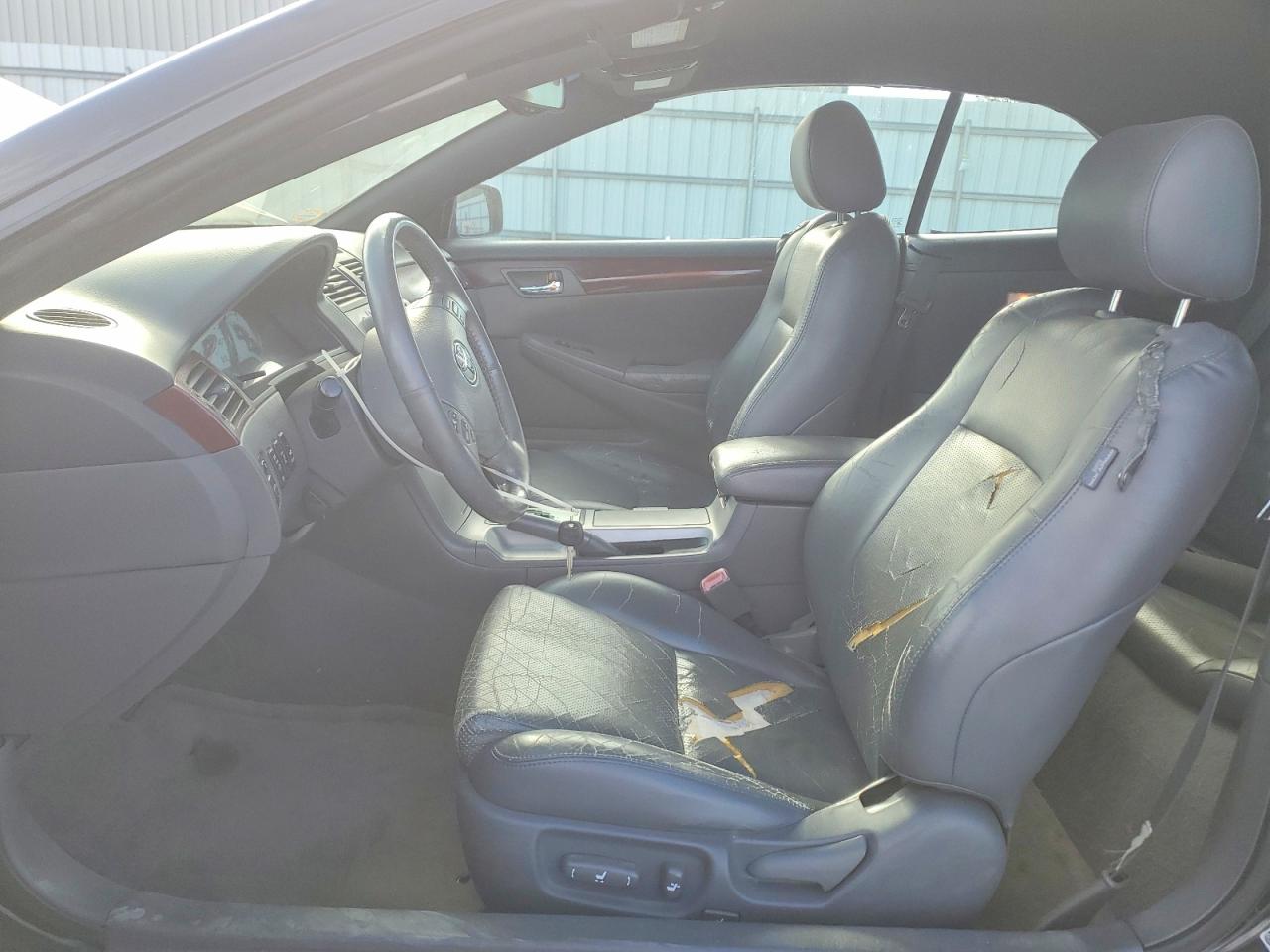 Toyota Camry Sle V6