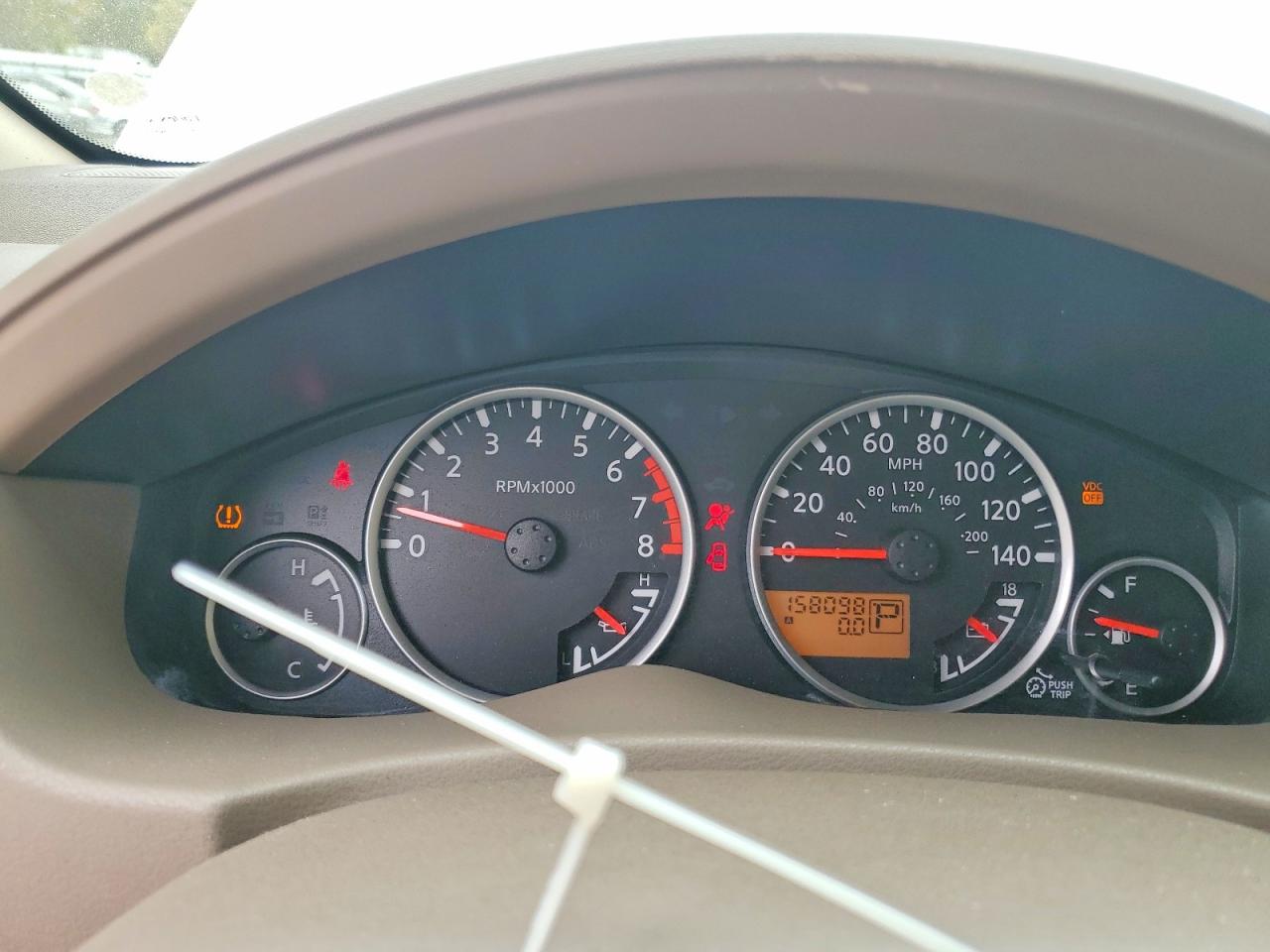 Nissan Pathfinder Sv