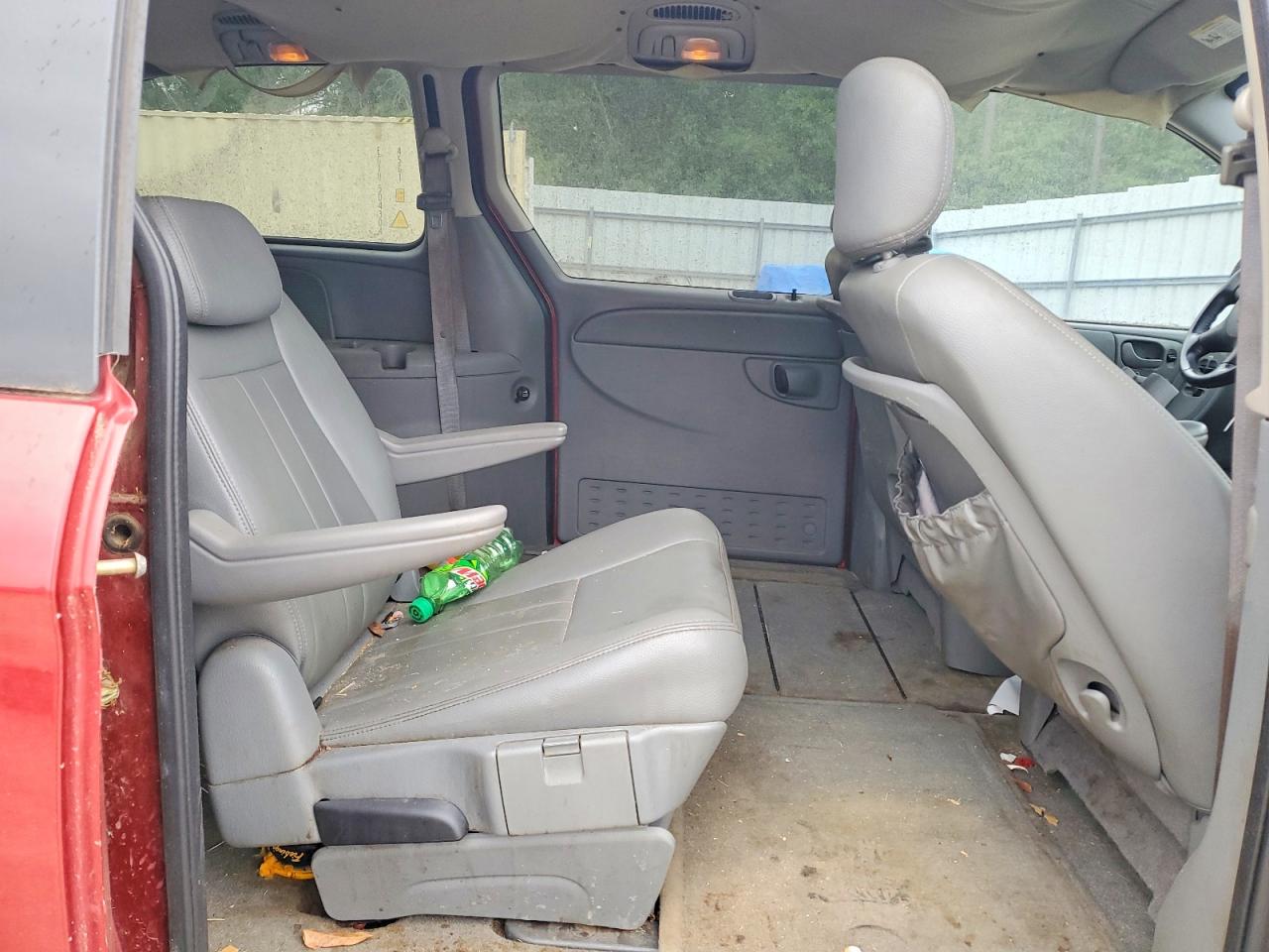 Dodge Caravan Sxt