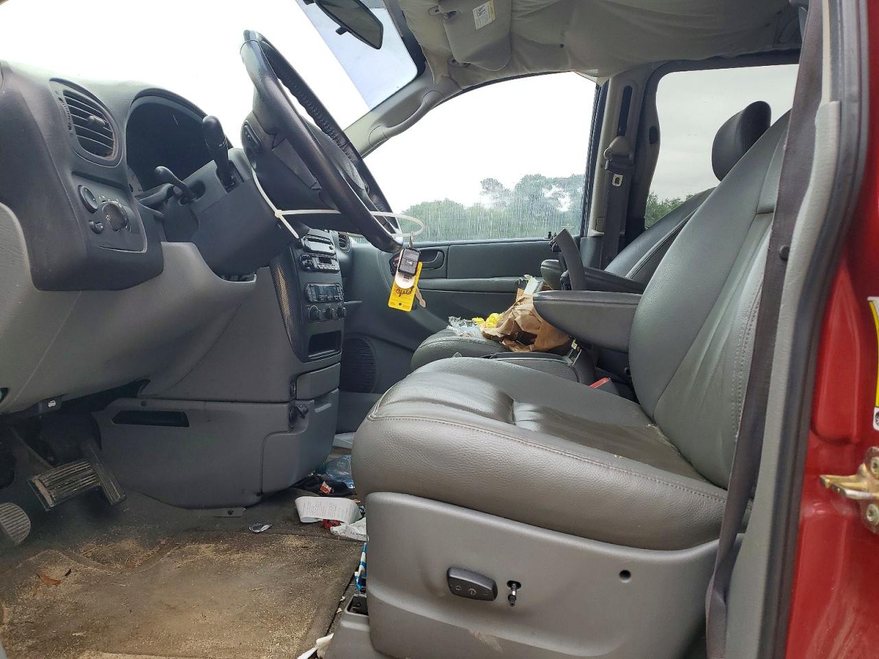Dodge Caravan Sxt