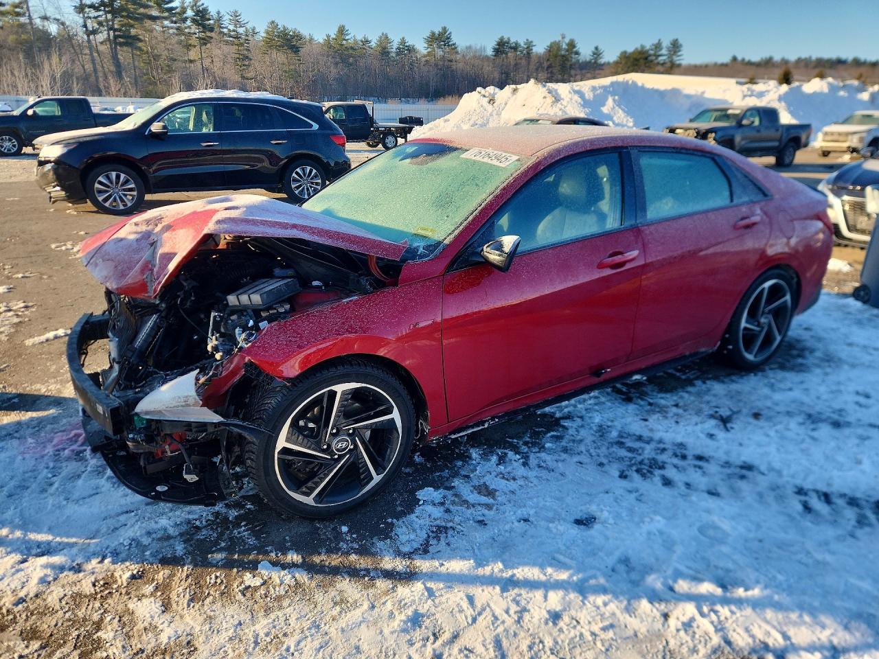Salvage Hyundai ELANTRA Image