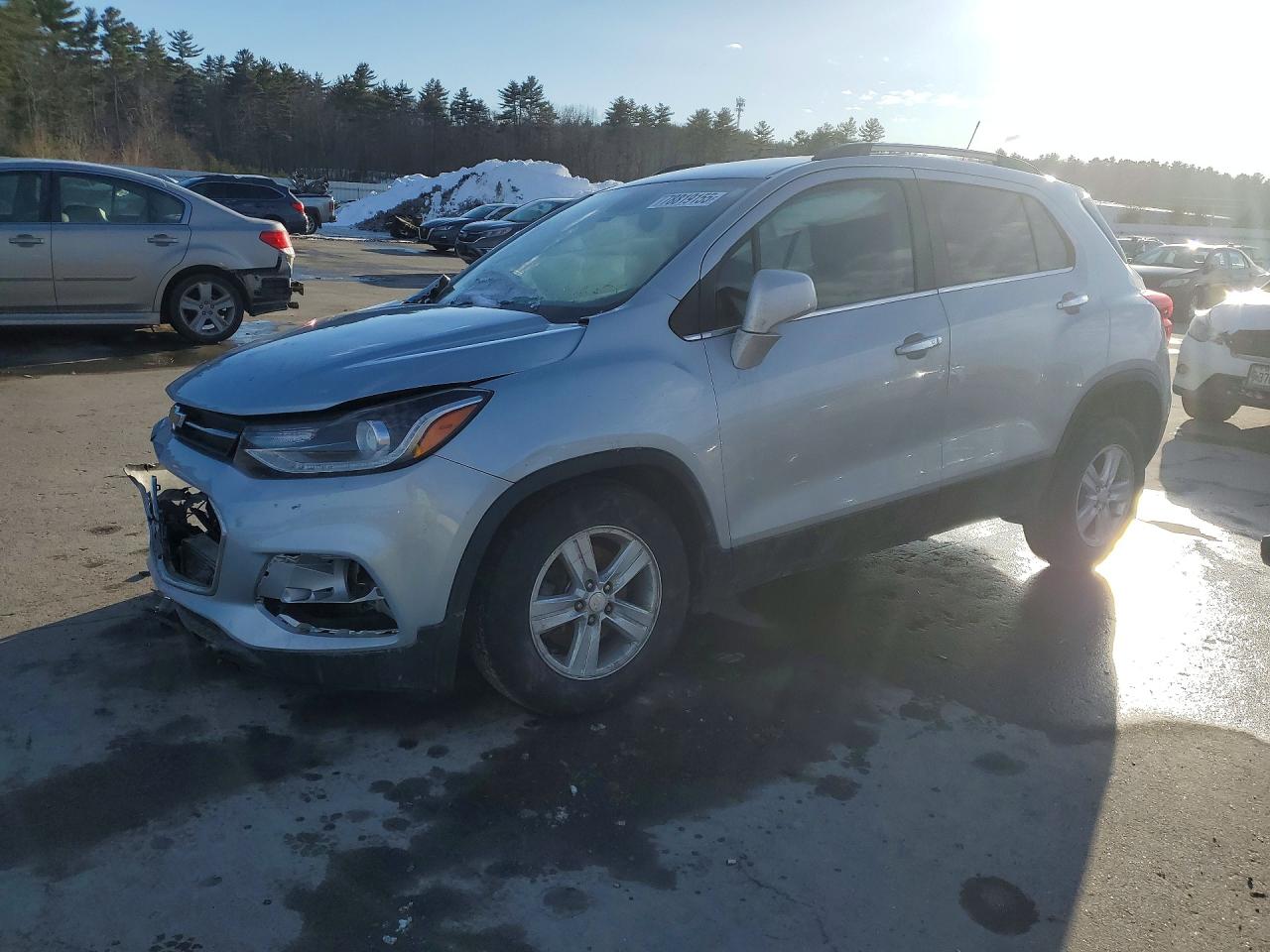 Salvage Chevrolet Trax Image