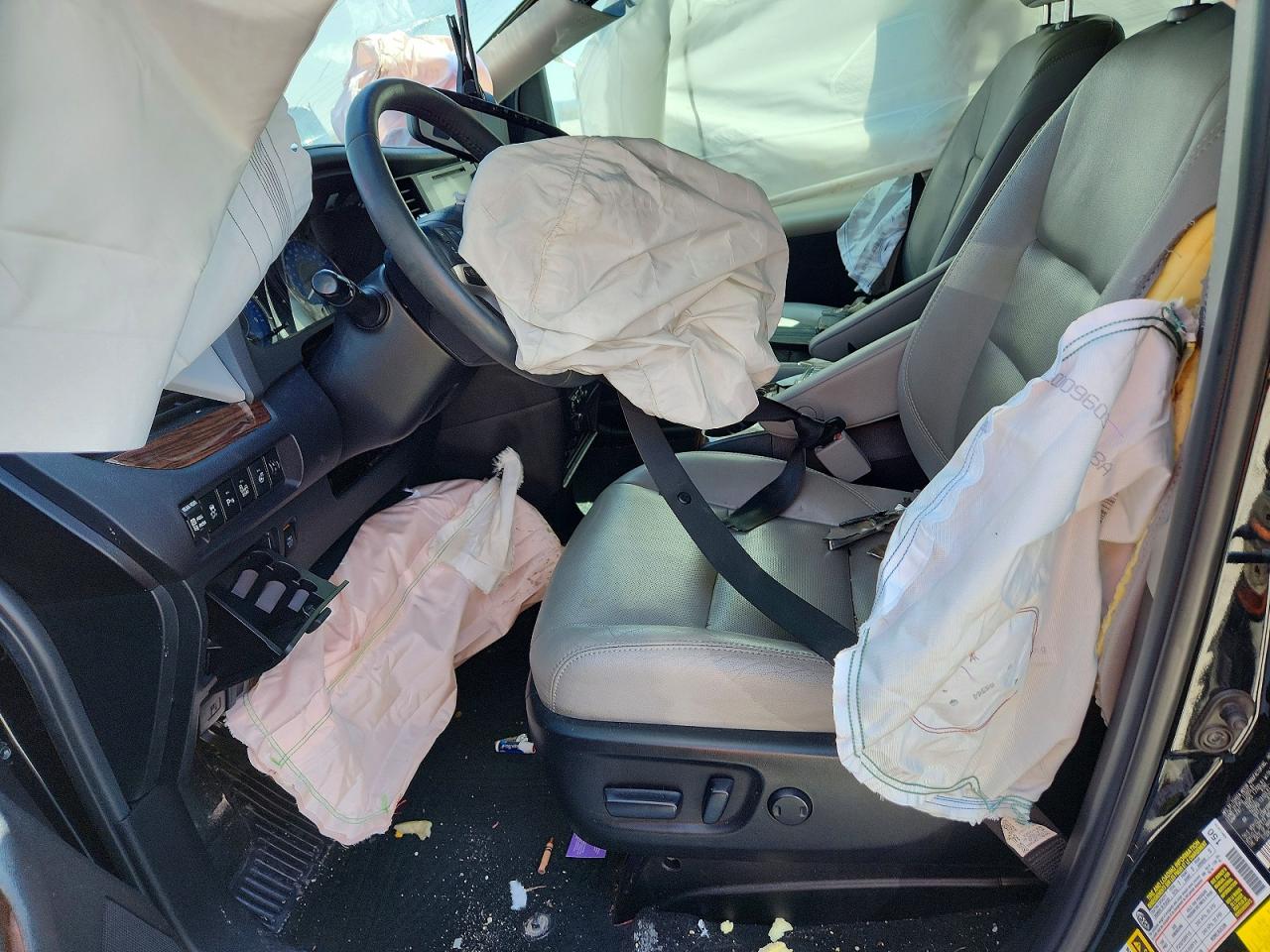 Toyota Sienna Limited Premium 7-passenger