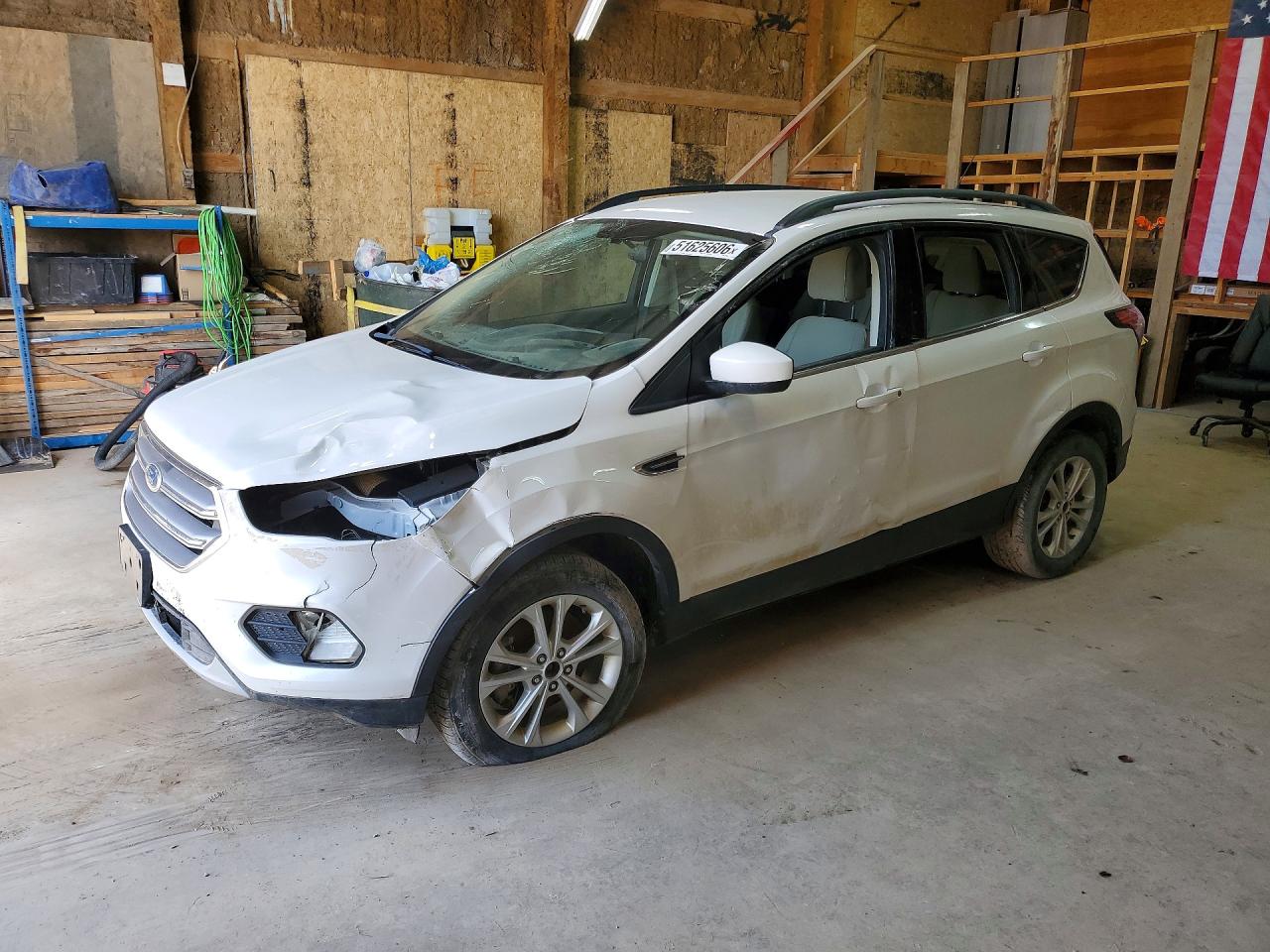 Salvage Ford Escape Image