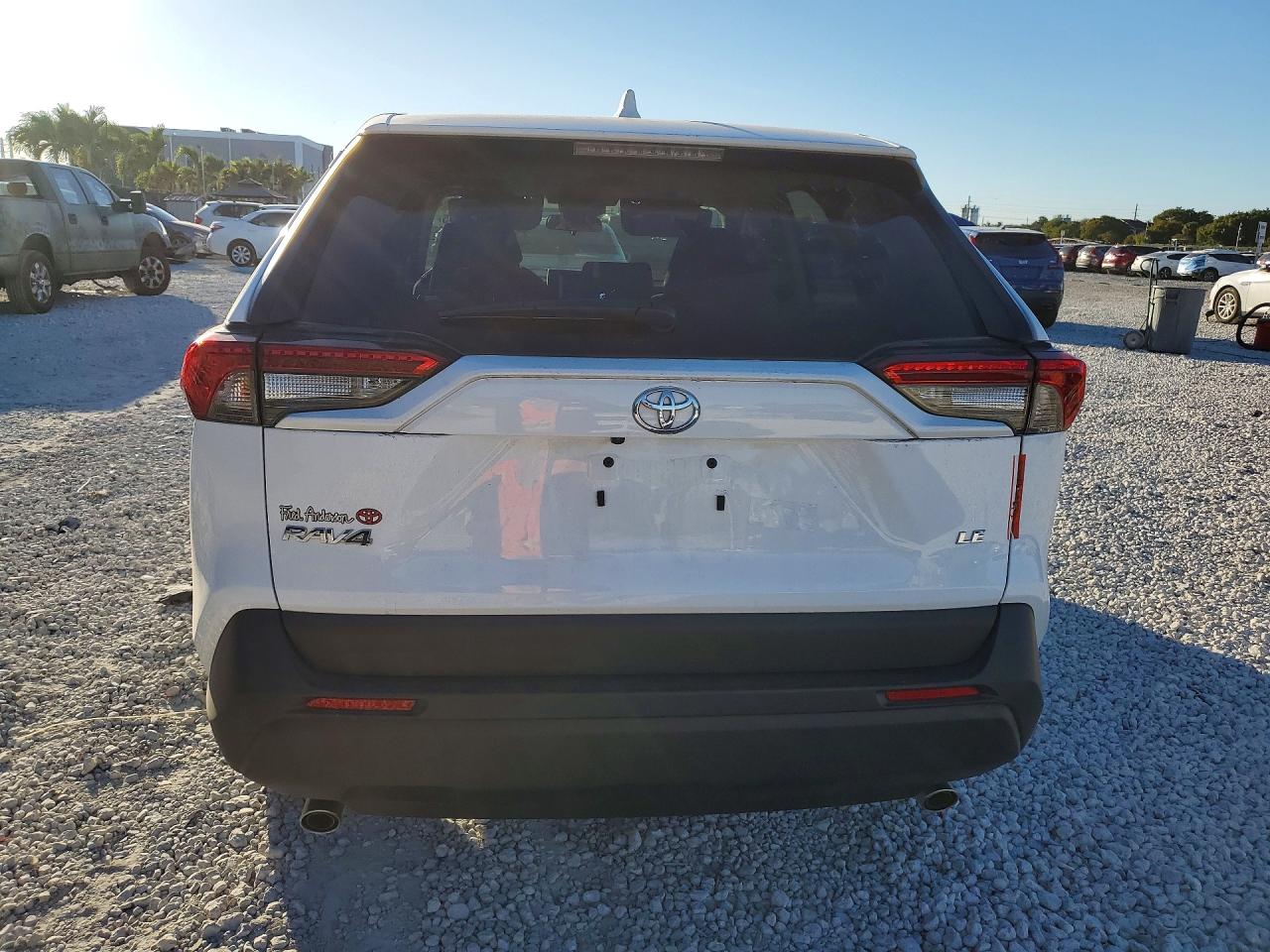 Toyota RAV4 Le
