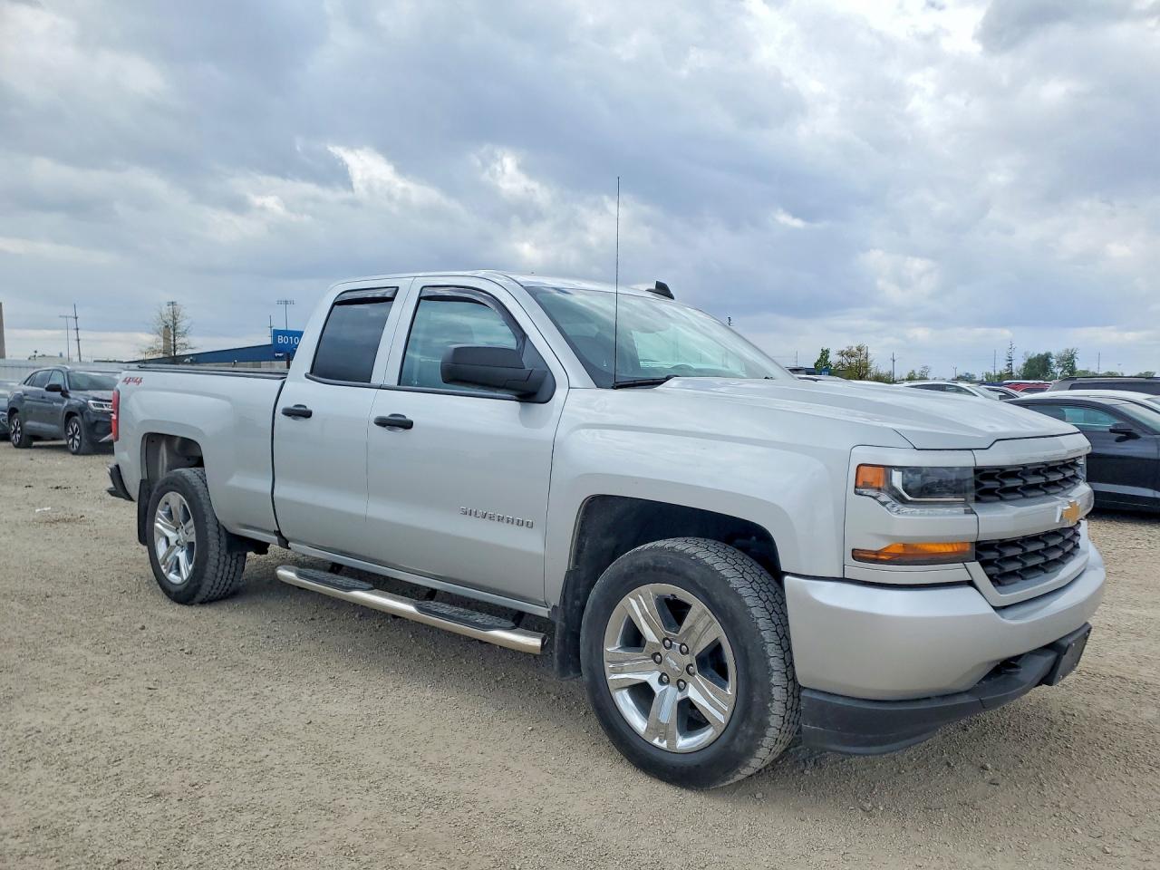 Chevrolet Silverado K1500 Custom