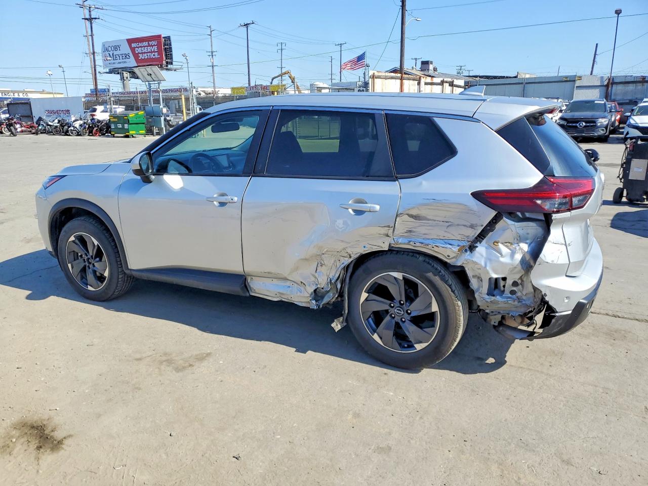 Nissan Rogue S Krom