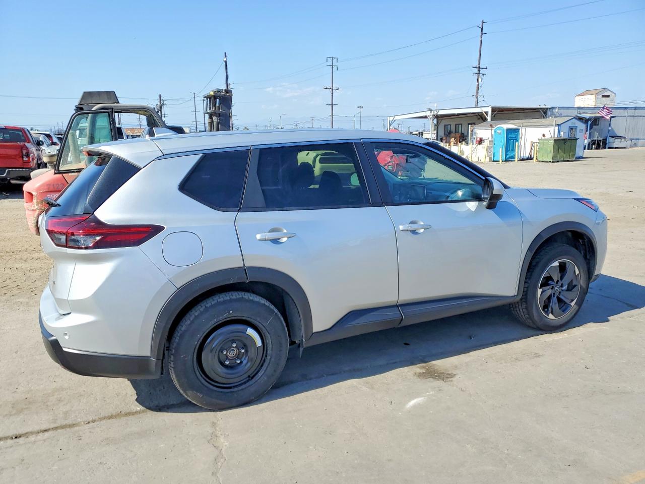 Nissan Rogue S Krom