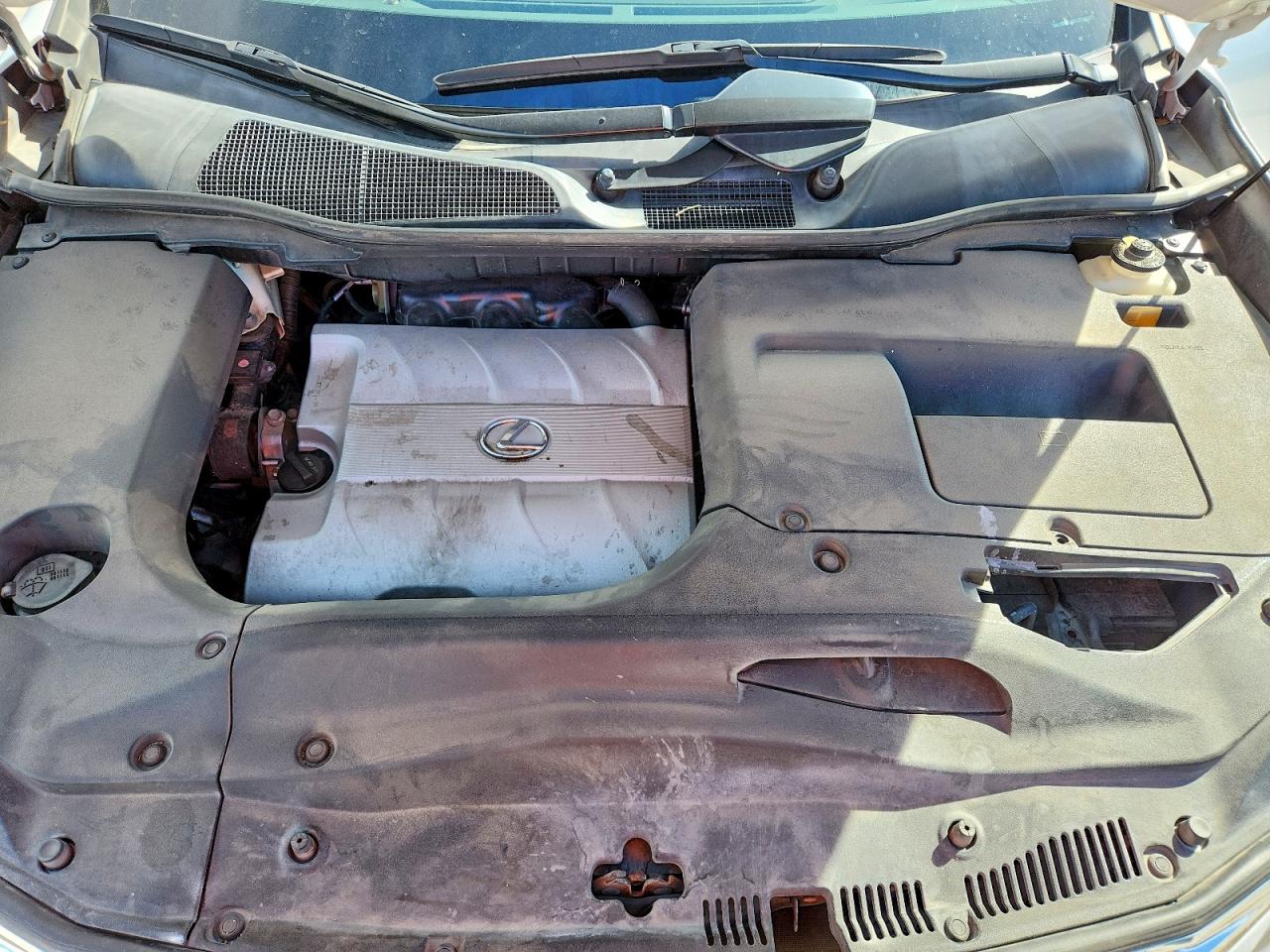 Lexus RX Base