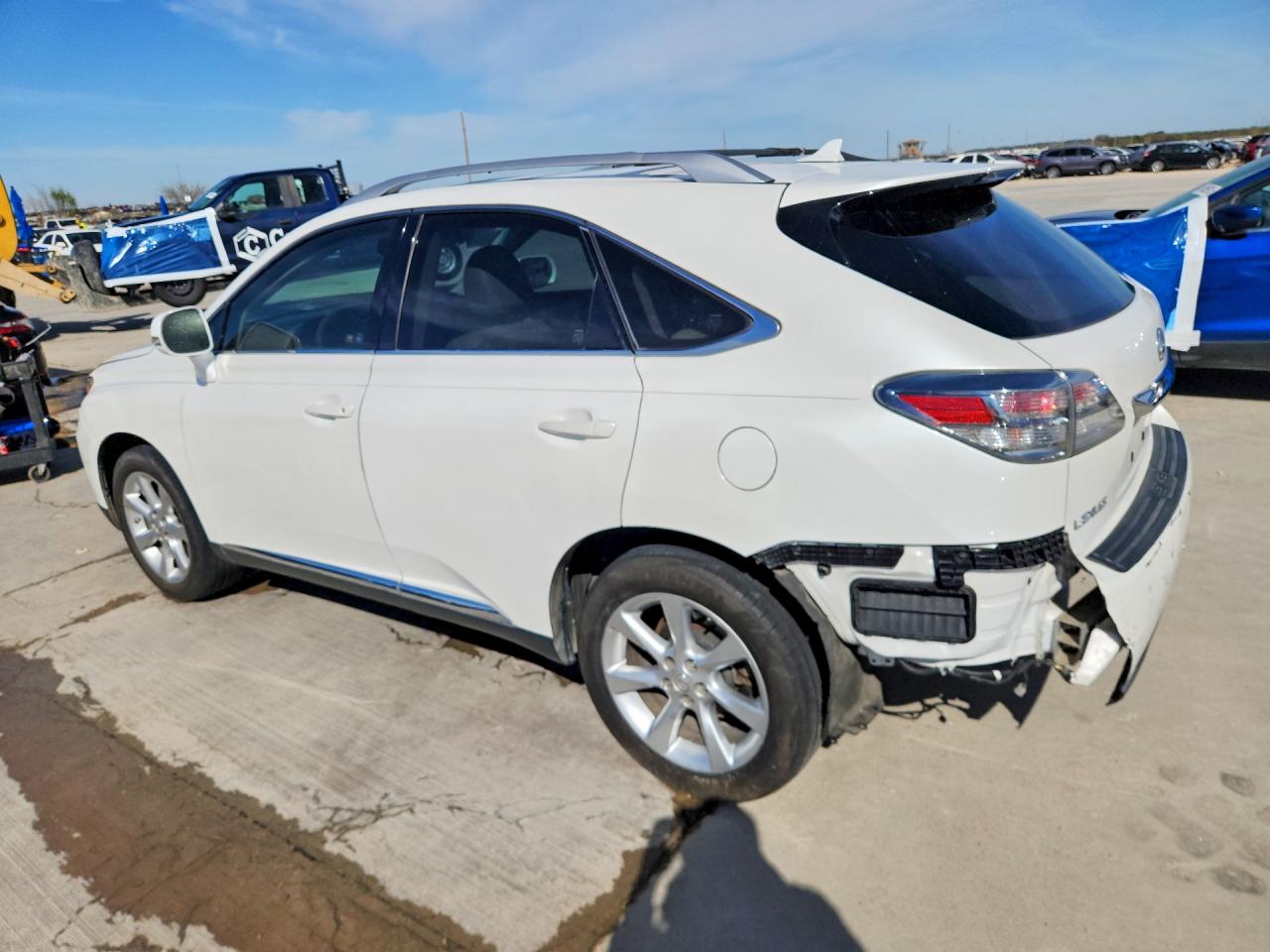 Lexus RX Base