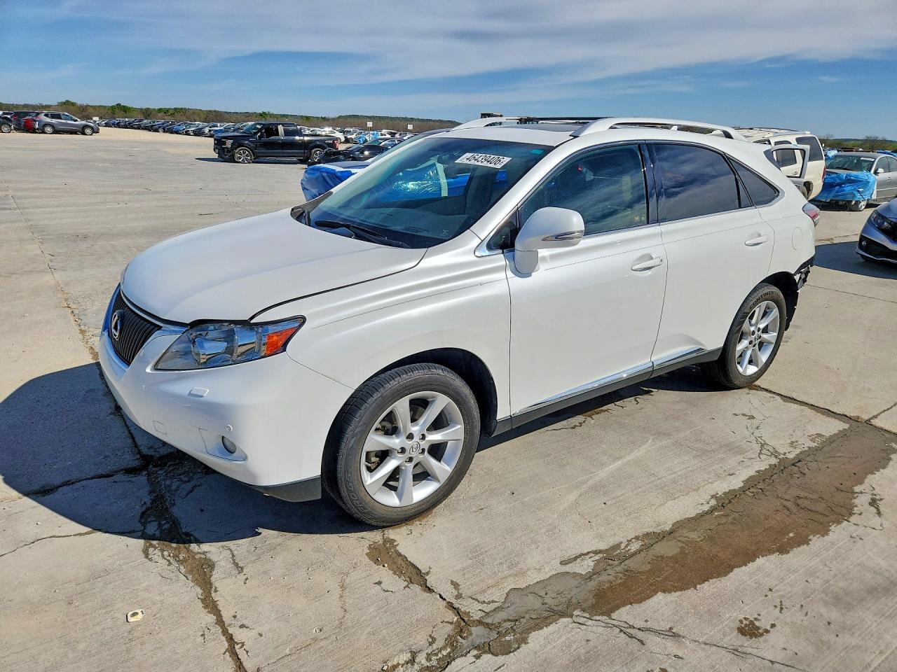 Salvage Lexus RX Image