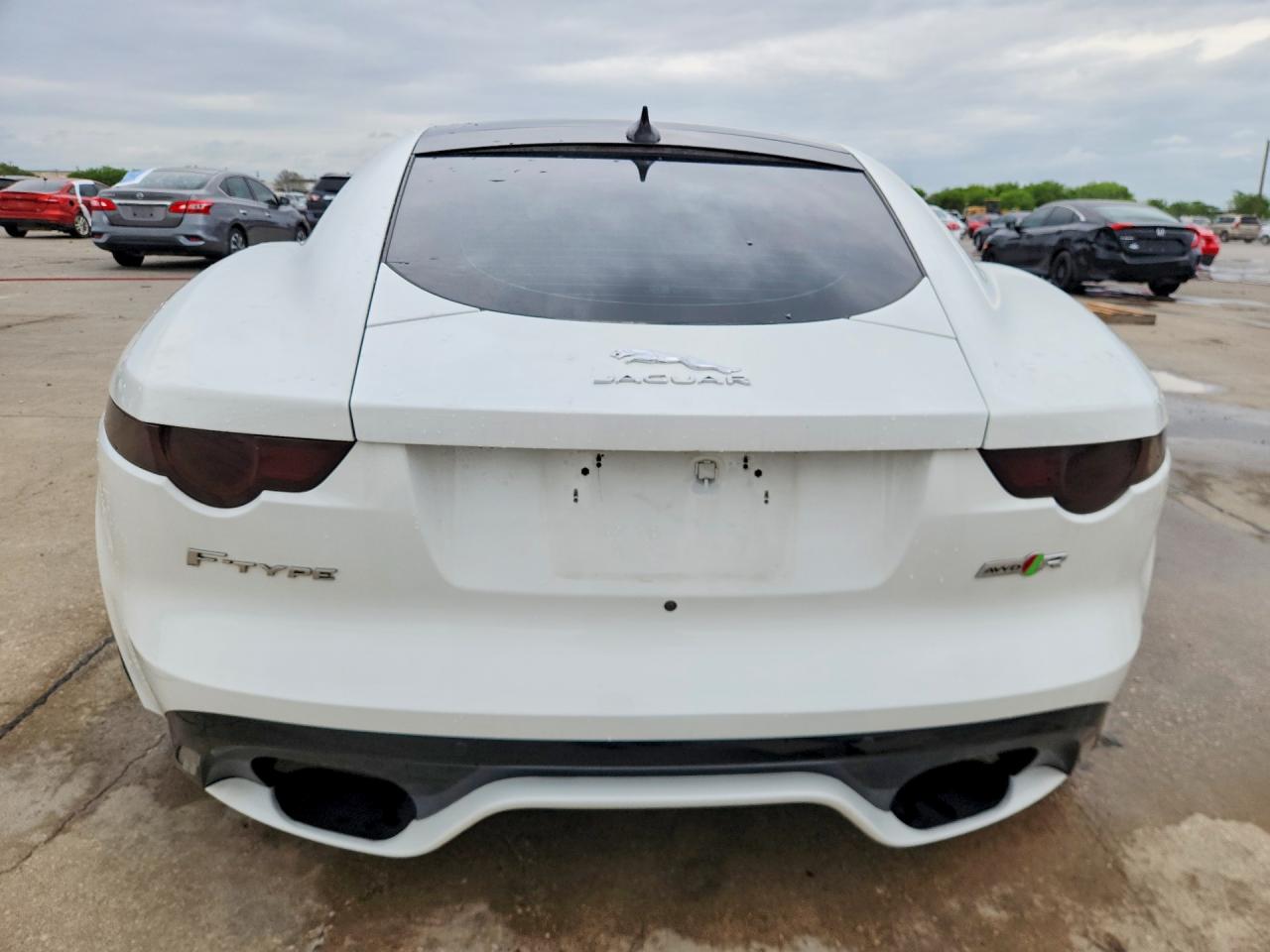 Jaguar F-TYPE R