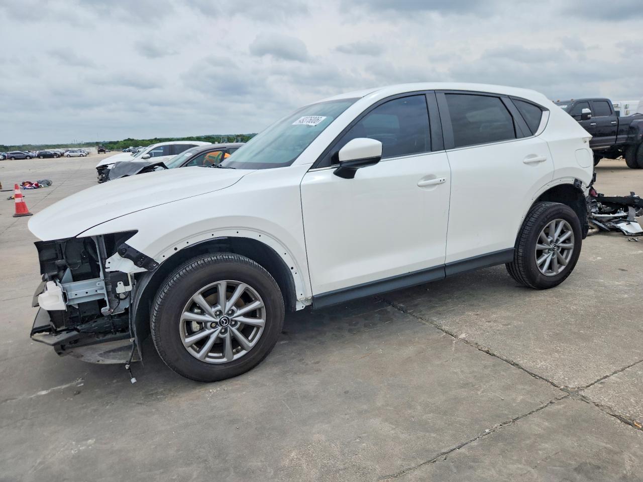 Salvage Mazda Cx Image