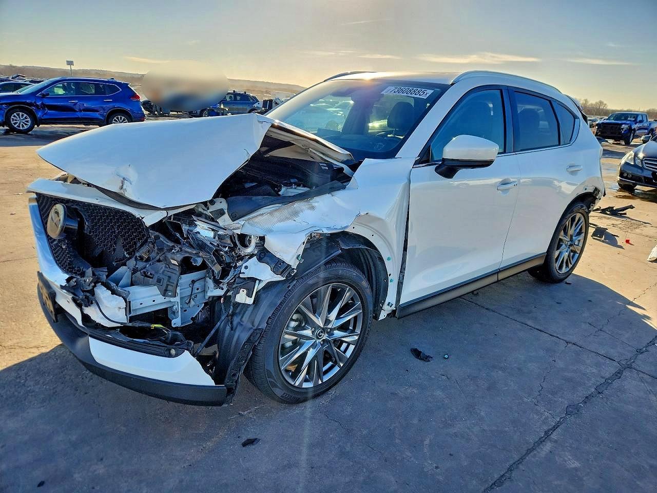 Salvage Mazda Cx Image