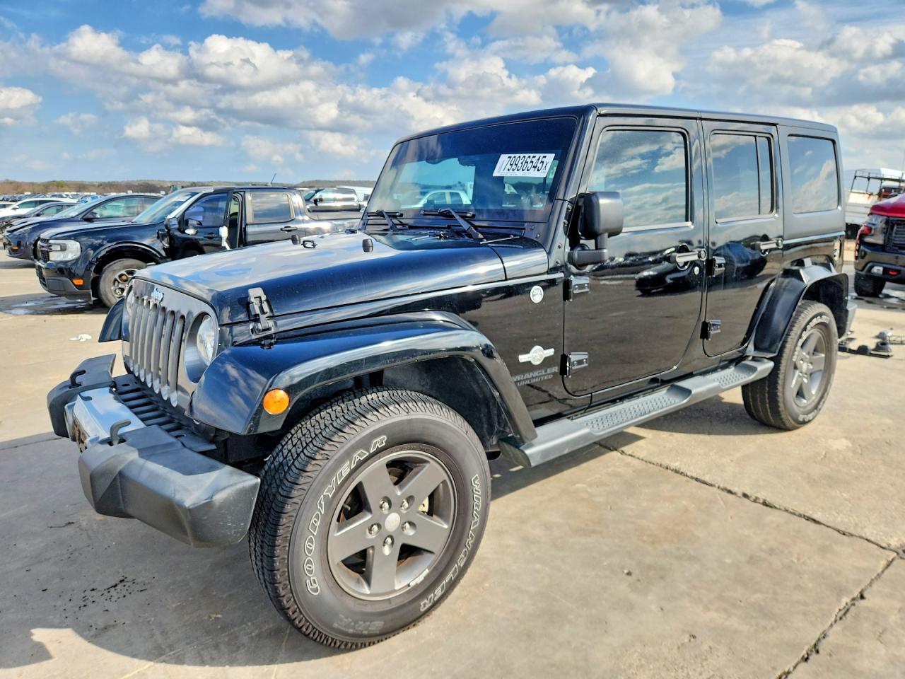 Salvage Jeep Wrangler Image