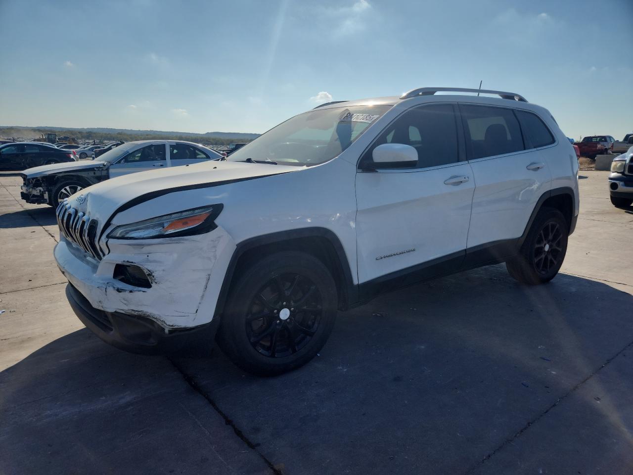 Salvage Jeep Grand Cherokee Image