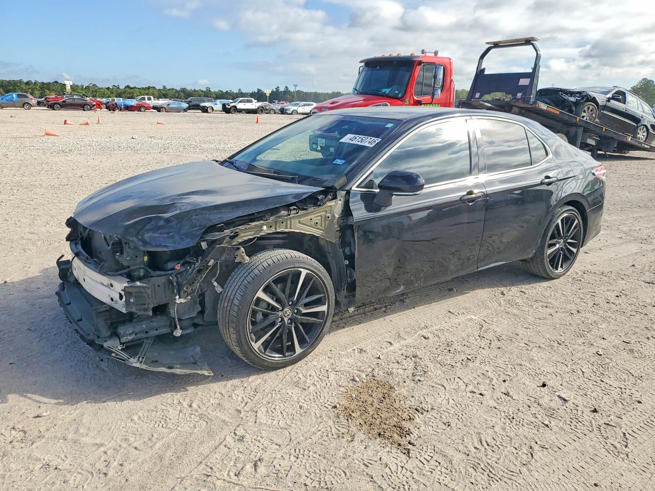 Salvage Toyota Camry Image