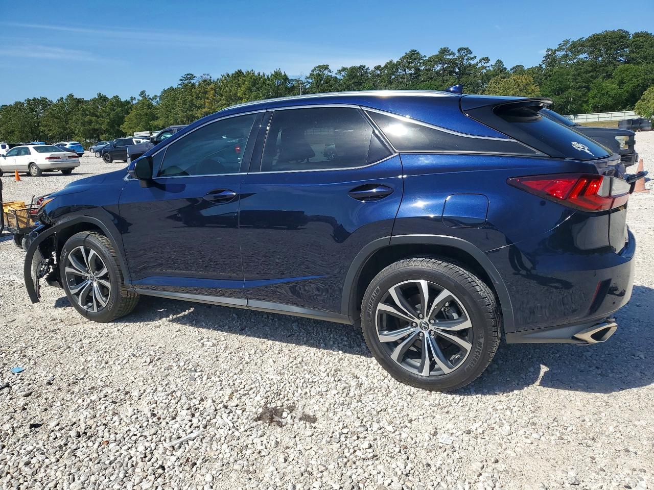 Lexus RX Base