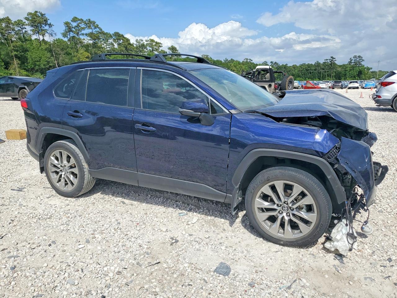 Toyota RAV4 Xle Premium