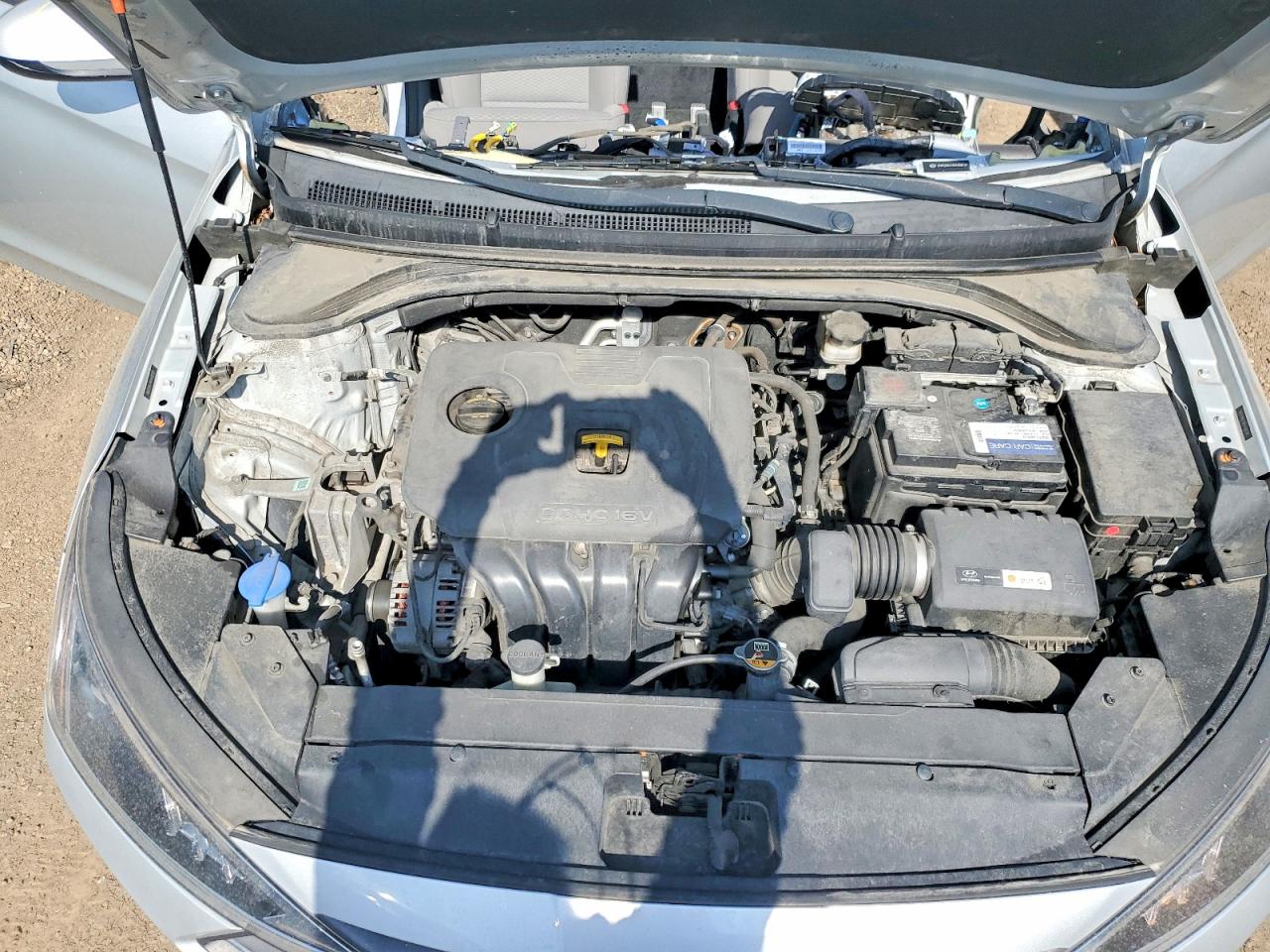 Hyundai ELANTRA Sel