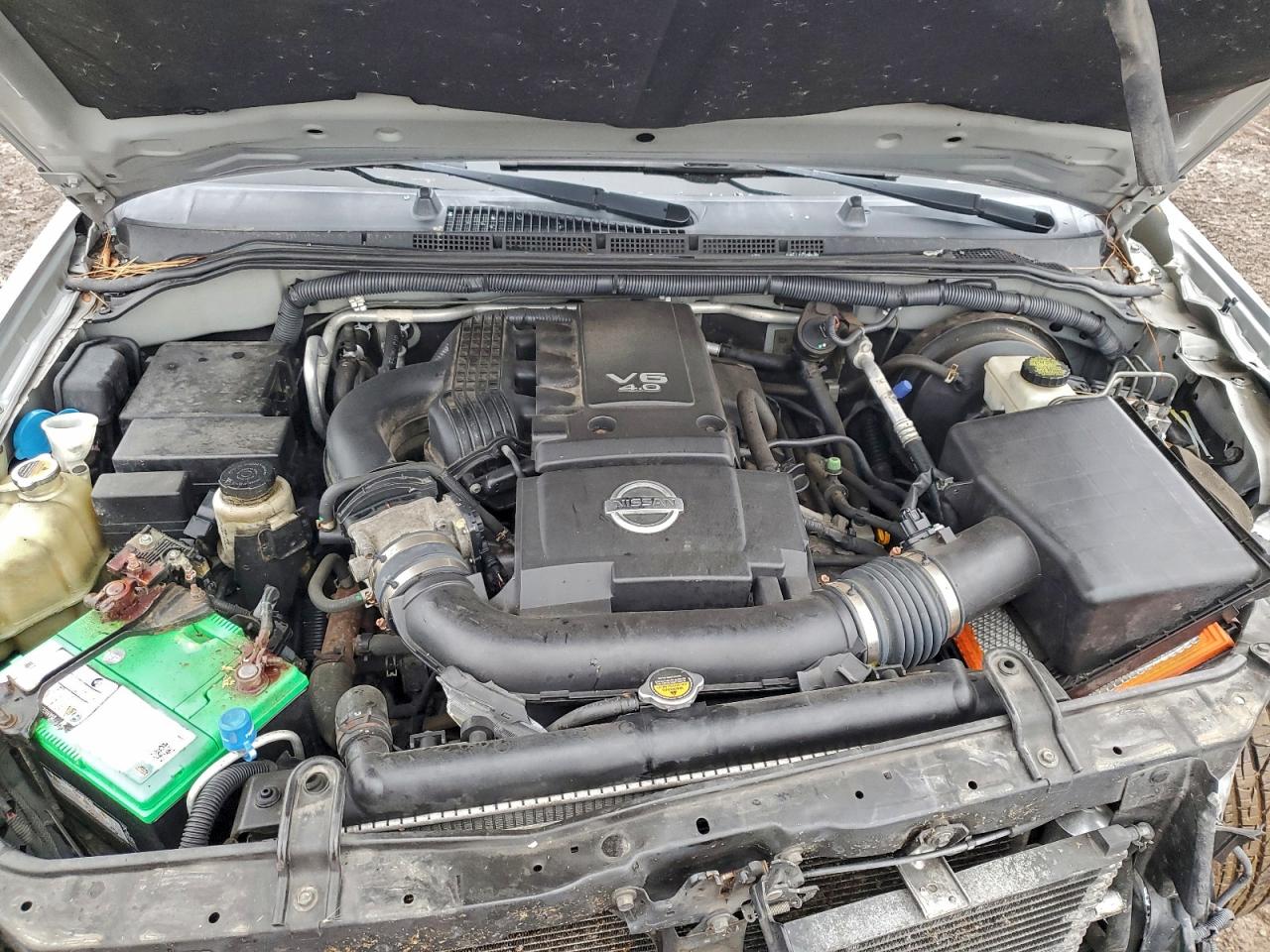 Nissan Pathfinder S