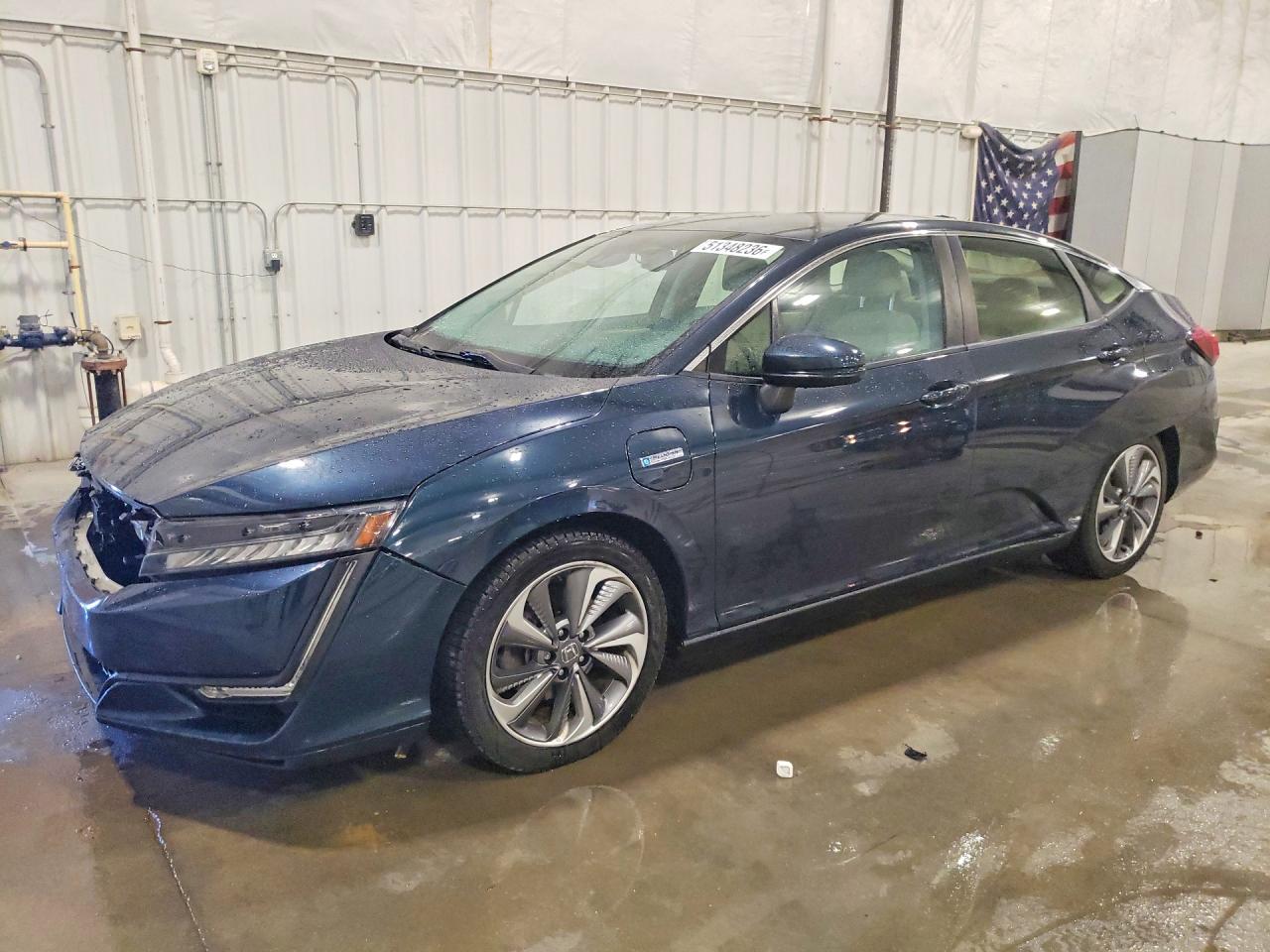 Salvage Honda Clarity Image
