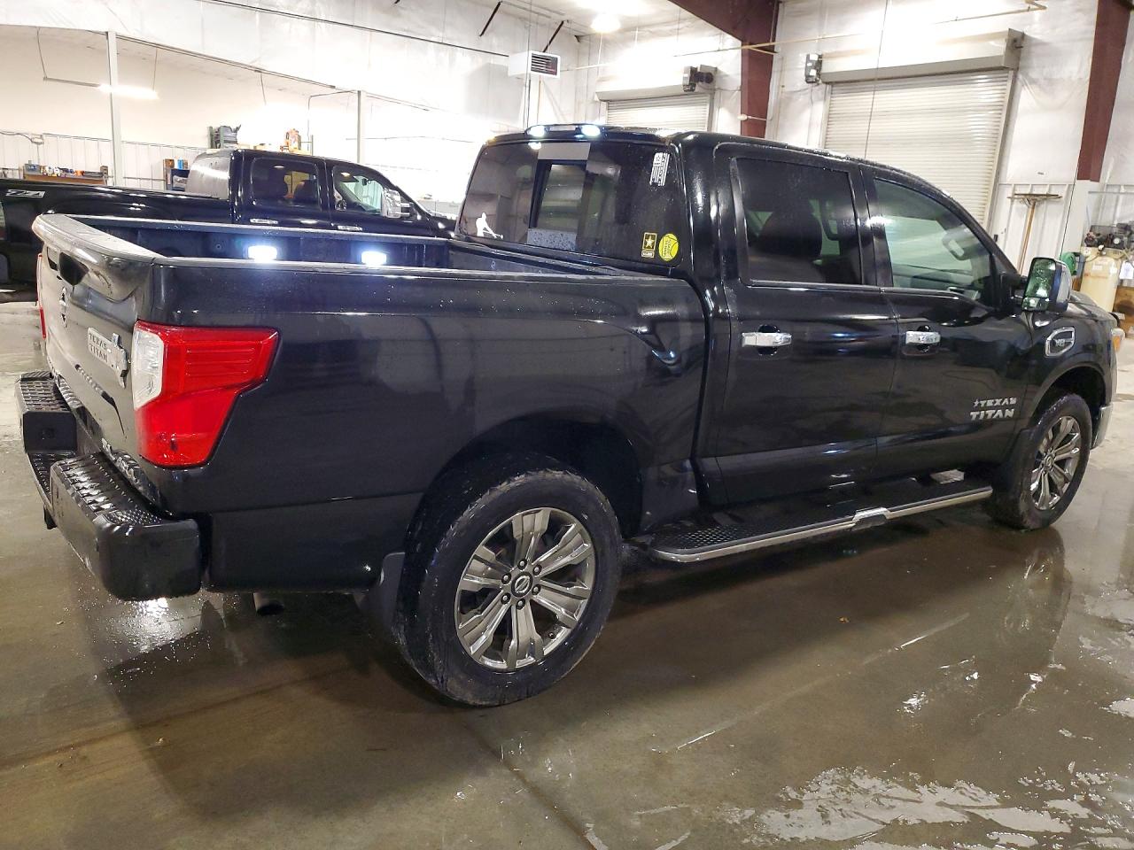 Nissan Titan Sl