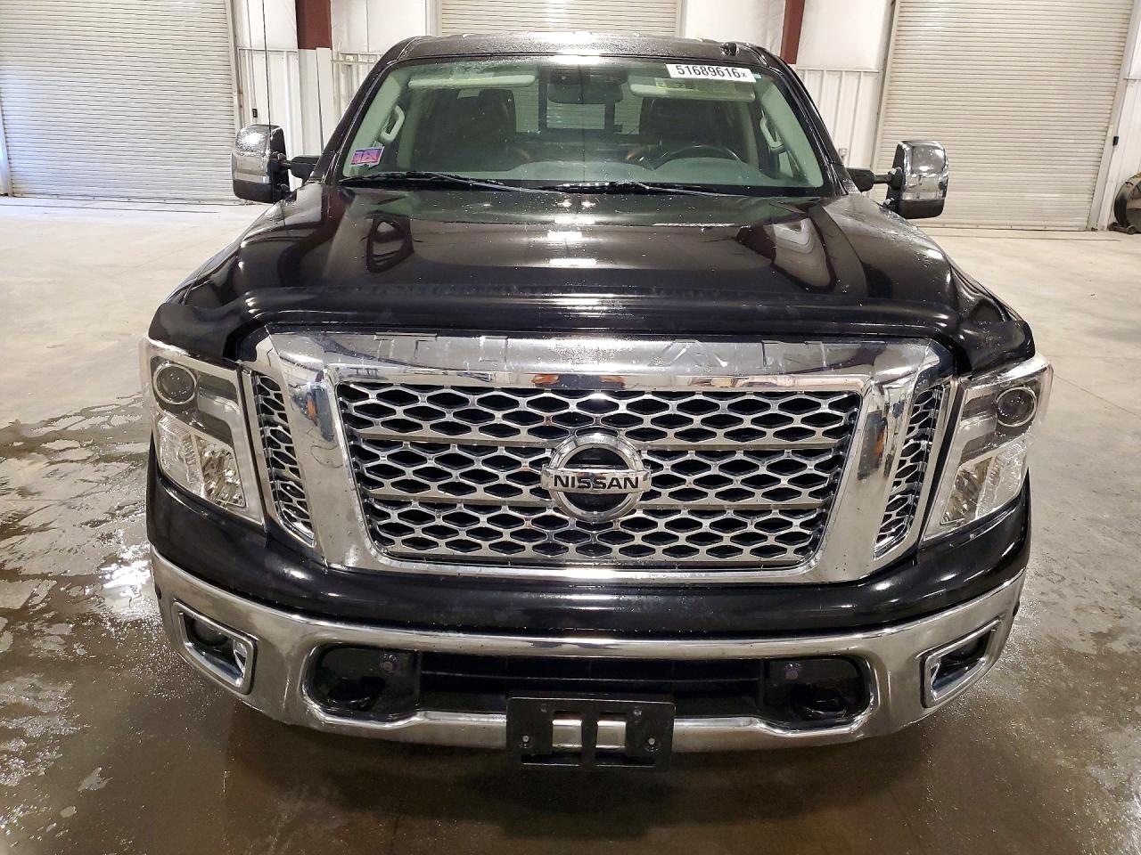 Nissan Titan Sl