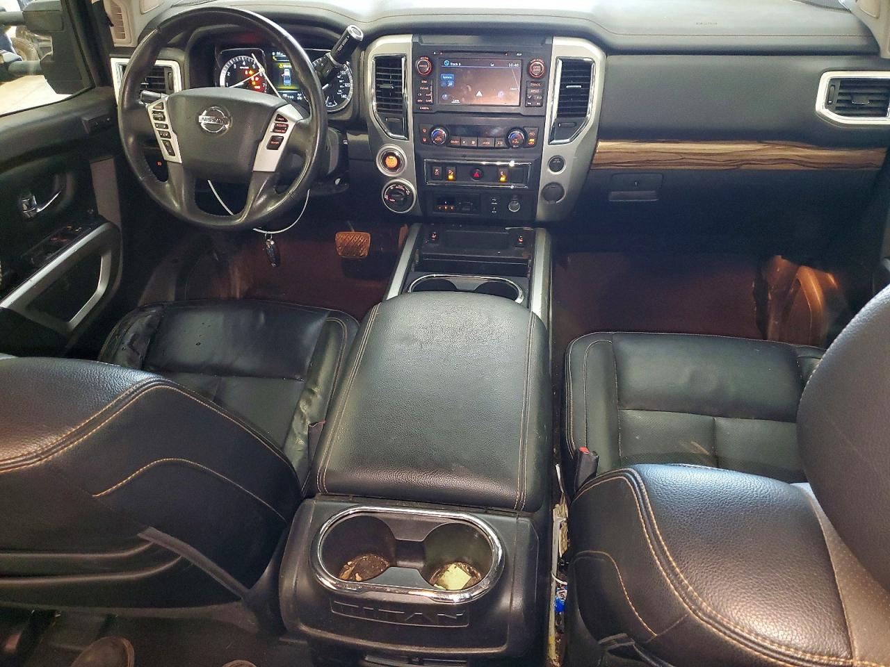 Nissan Titan Sl