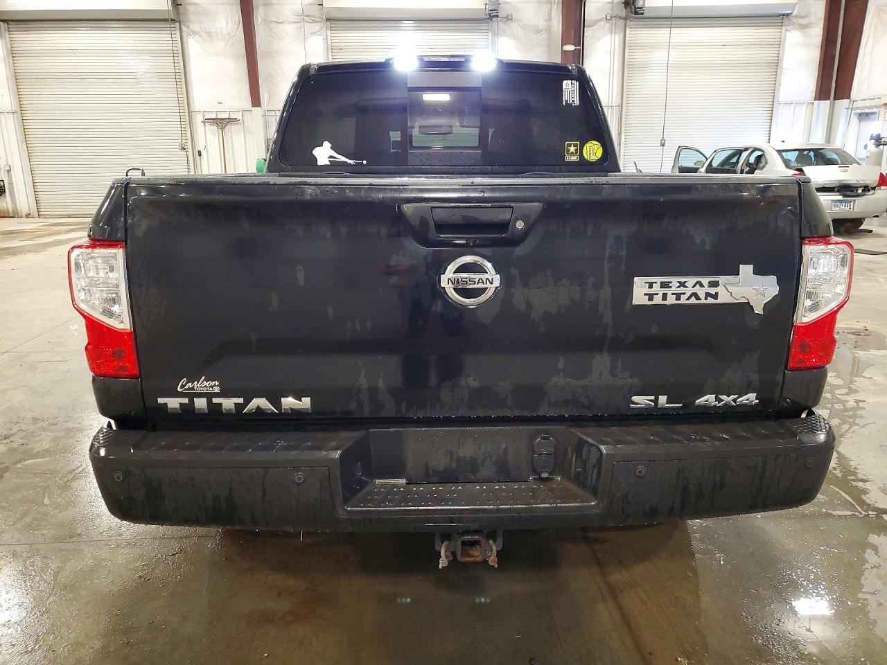 Nissan Titan Sl