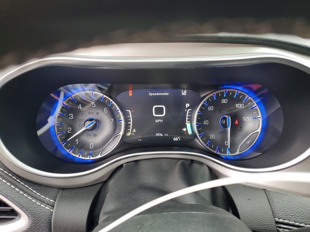 Chrysler Pacifica Limited