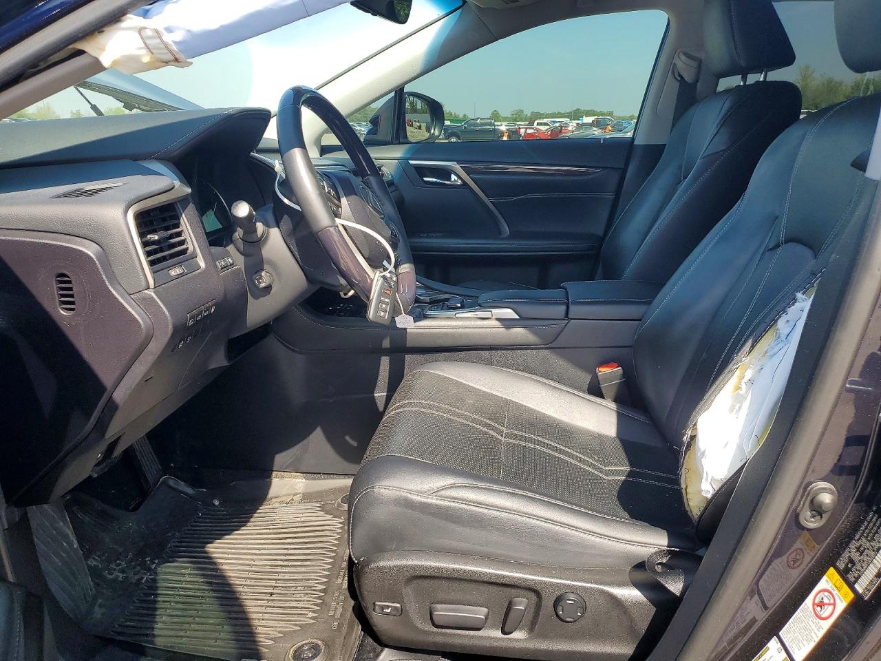 Lexus RX Base