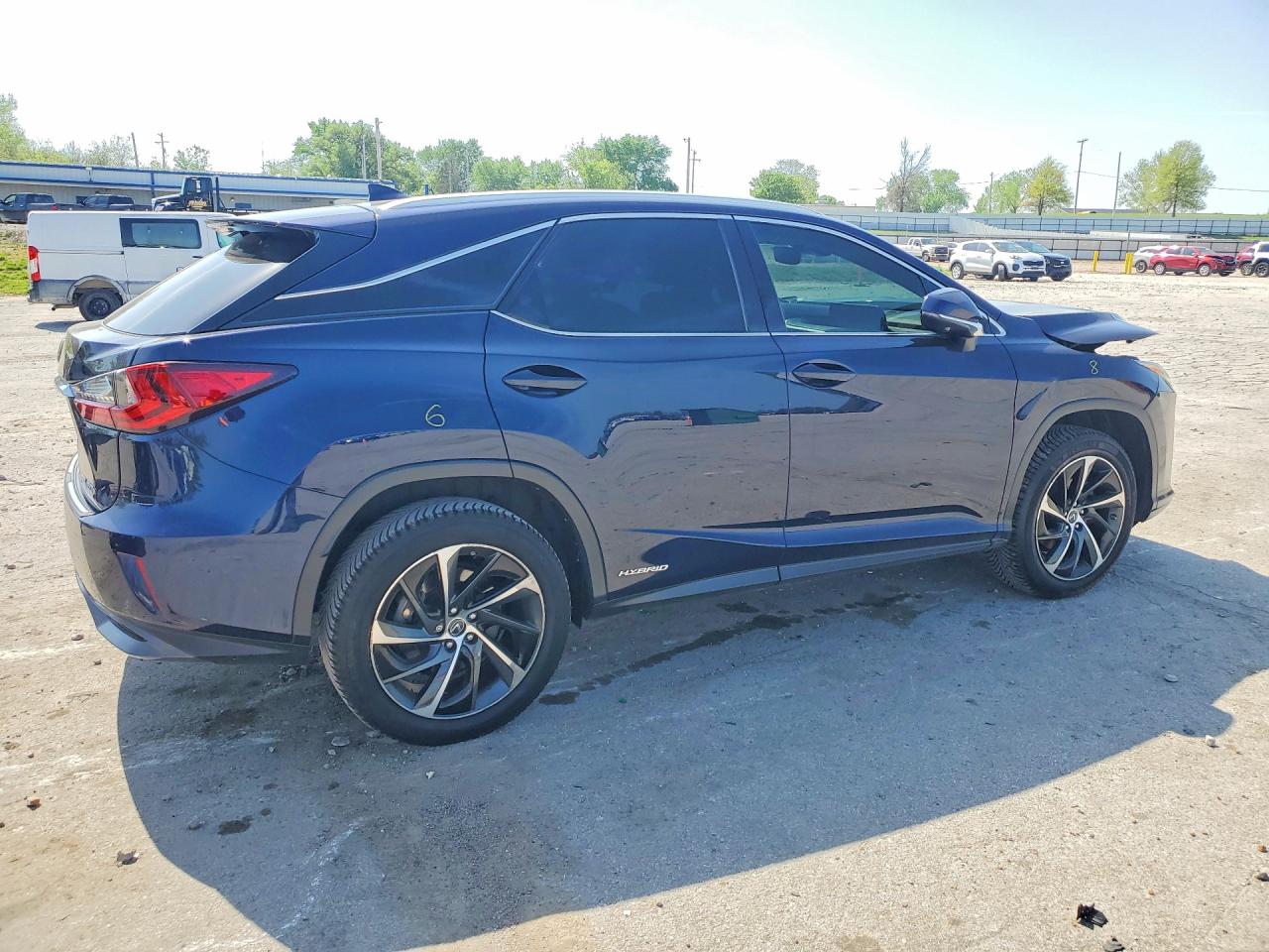 Lexus RX Base