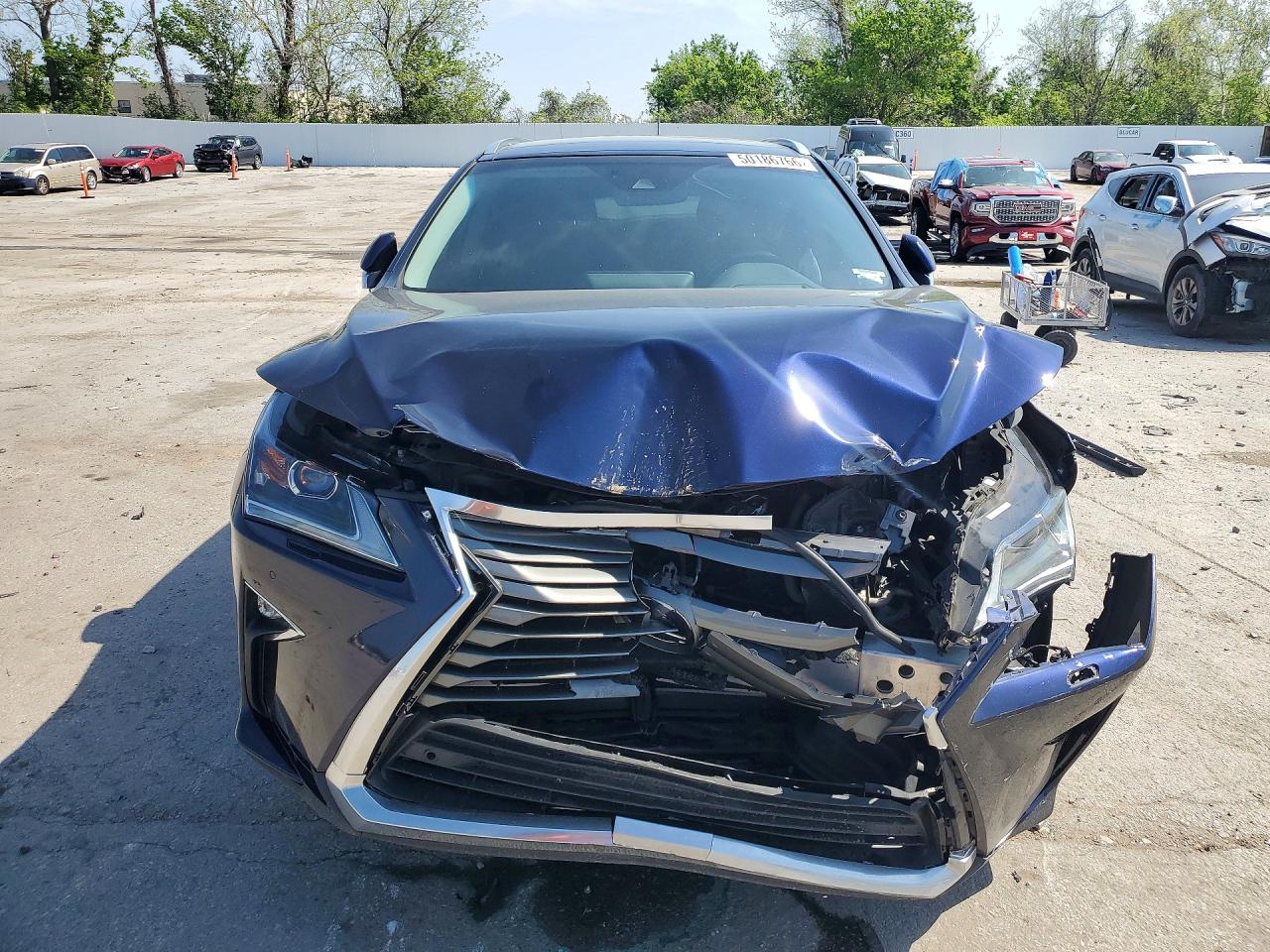 Lexus RX Base