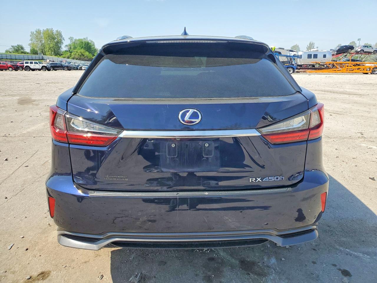 Lexus RX Base