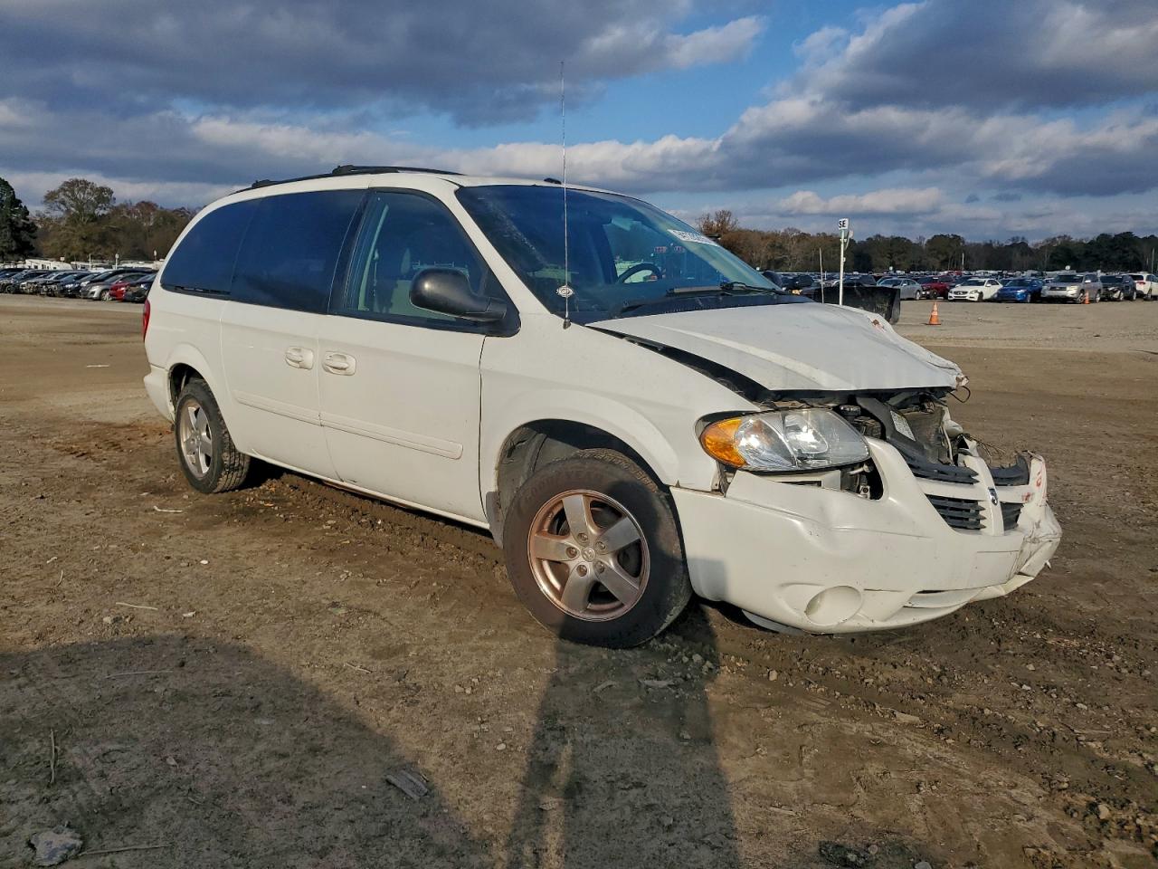 Dodge Caravan Sxt