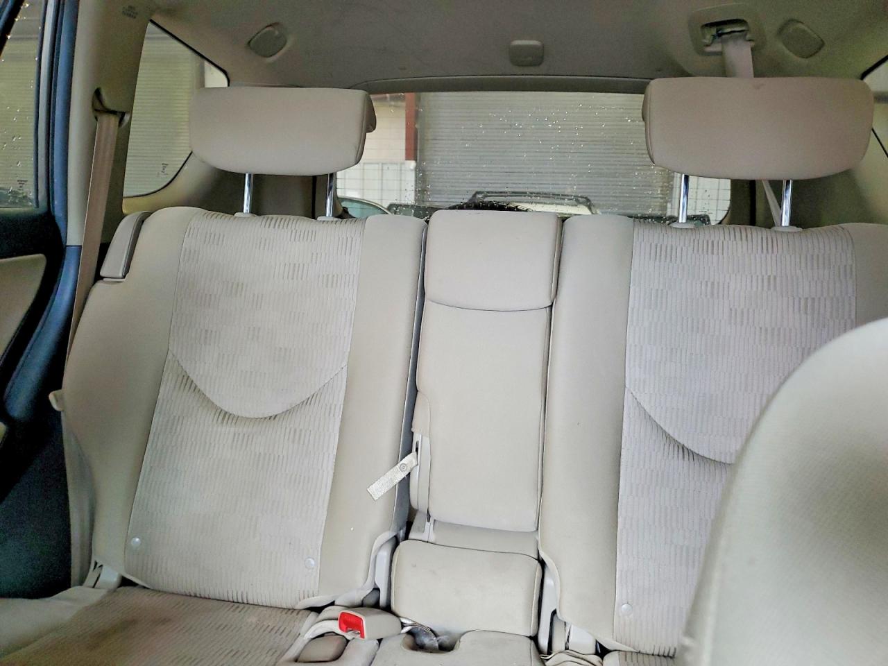 Toyota RAV4 Base