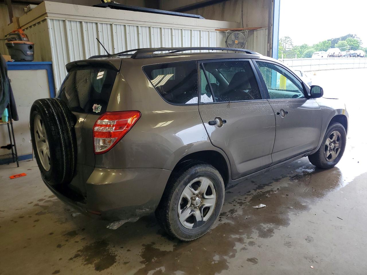 Toyota RAV4 Base