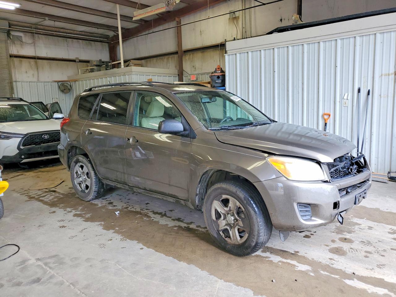 Toyota RAV4 Base