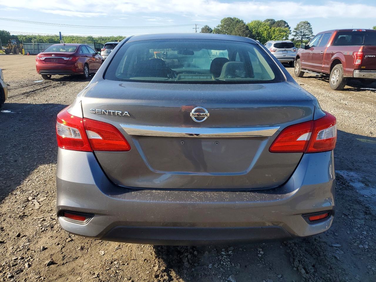 Nissan Sentra S