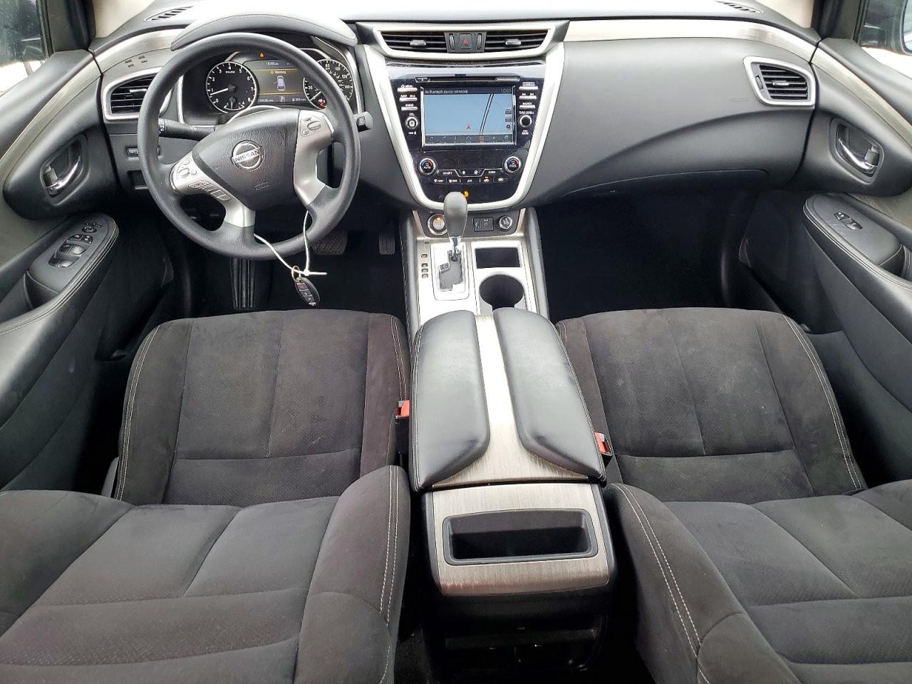 Nissan Murano S