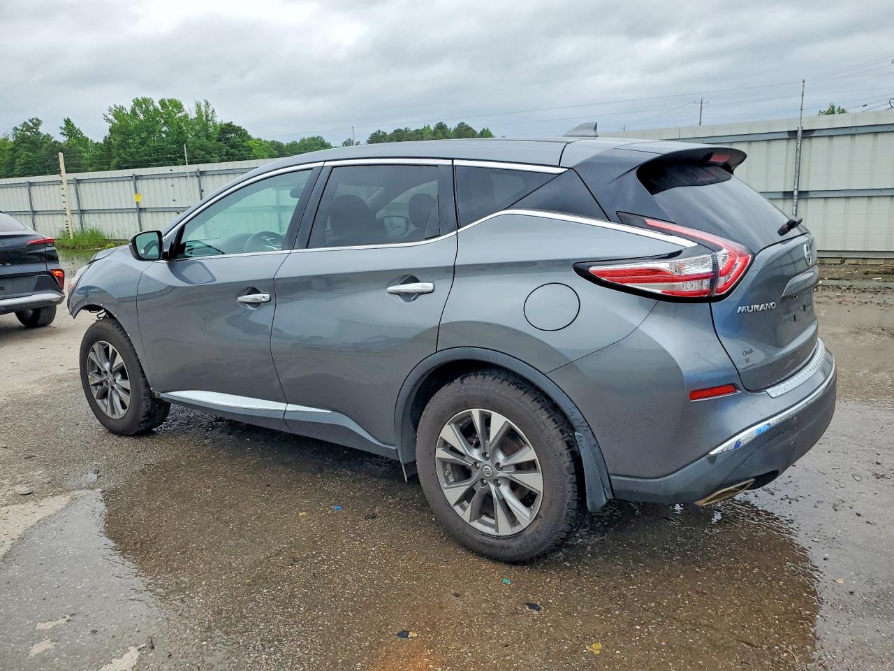 Nissan Murano S