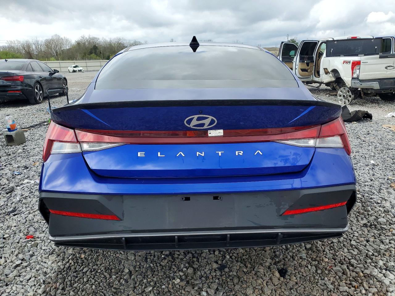 Hyundai ELANTRA Sel Sport