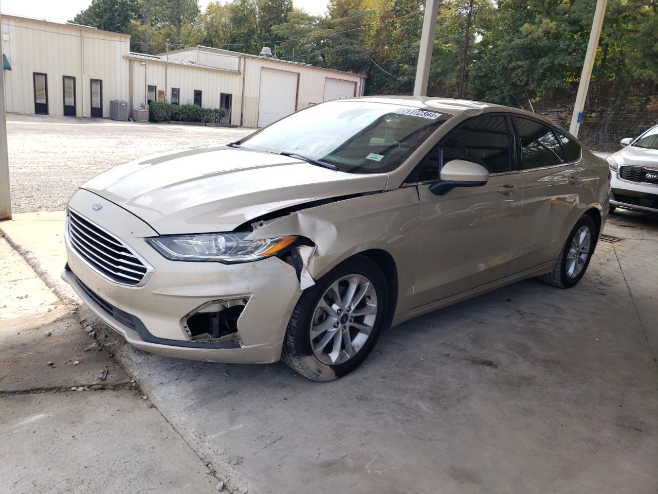 Salvage Ford Fusion Image