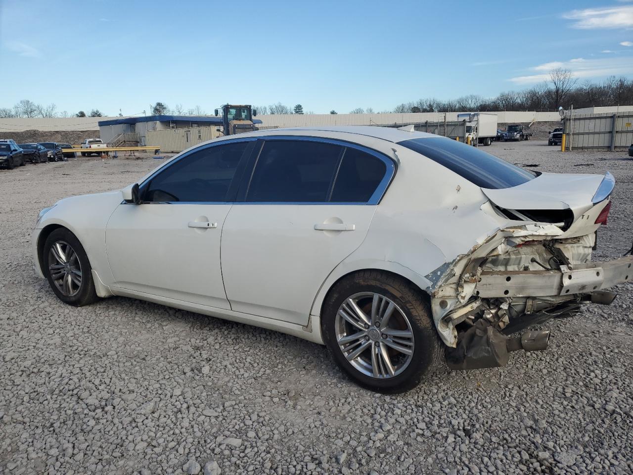 INFINITI G37 Base