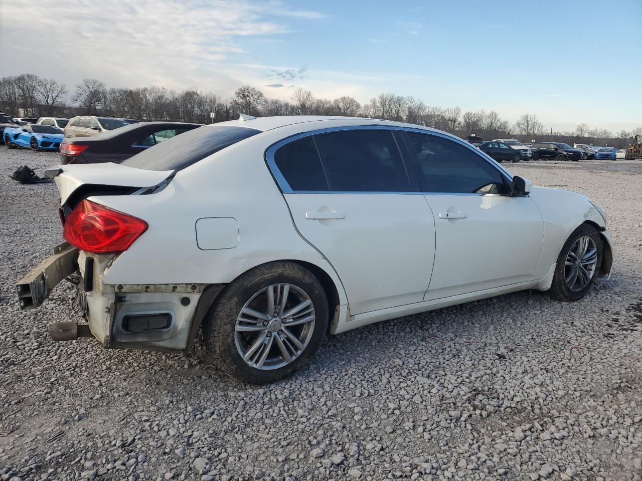 INFINITI G37 Base
