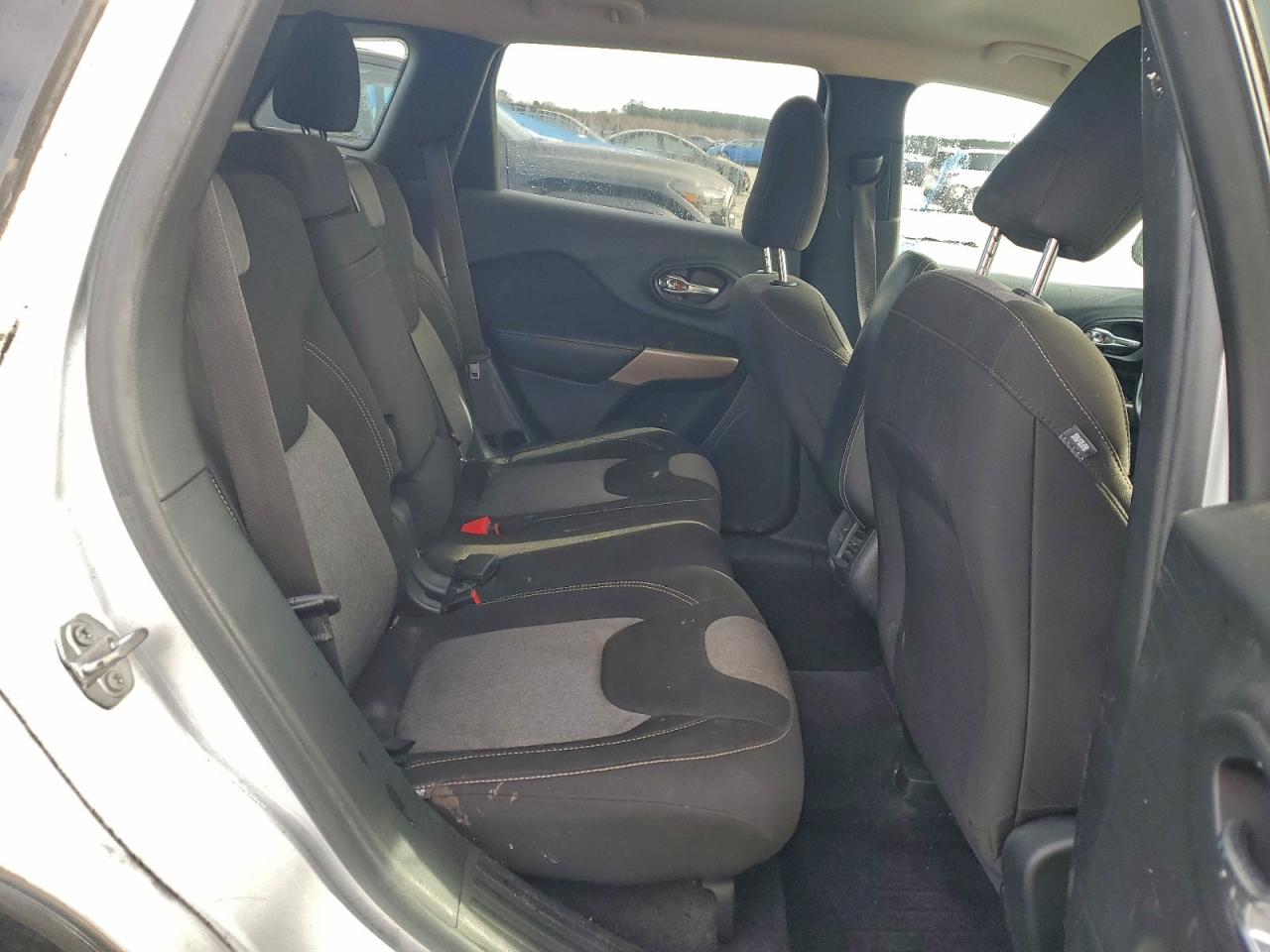 Jeep Grand Cherokee Sport