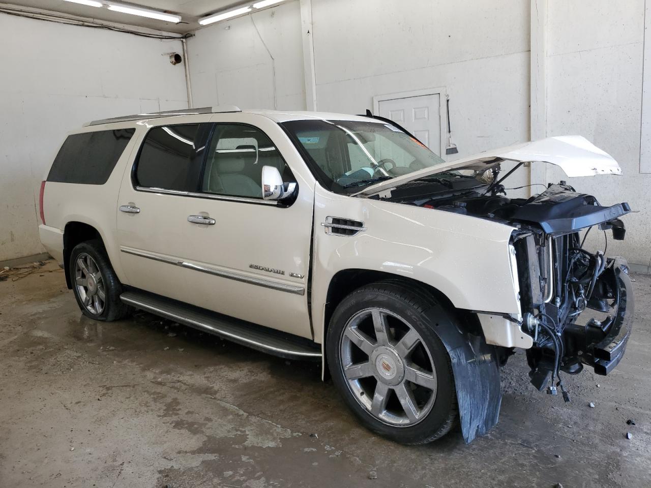 Cadillac Escalade Esv Luxury