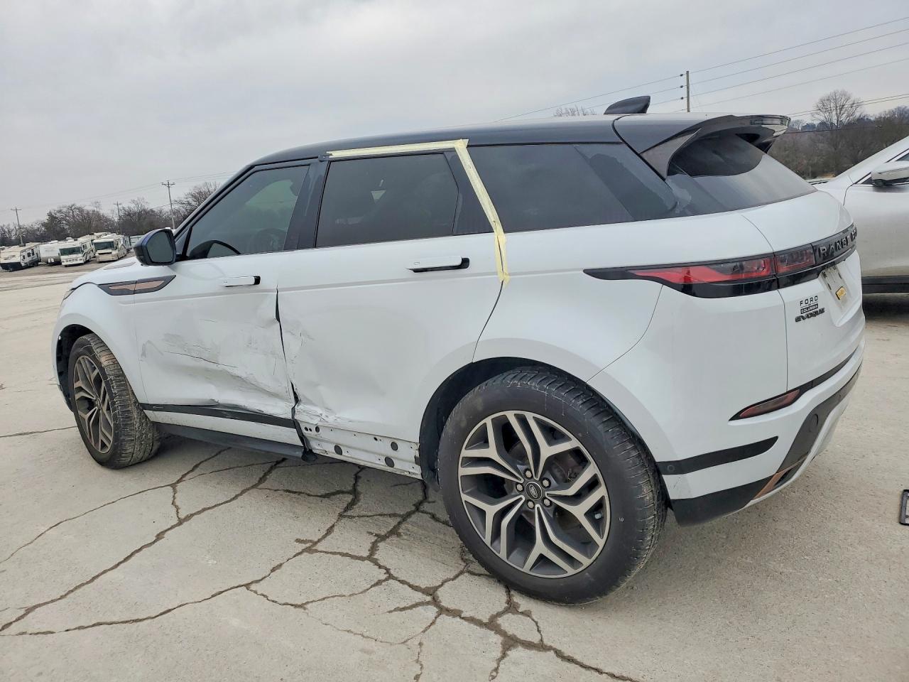Land Rover Range Rover First Edition