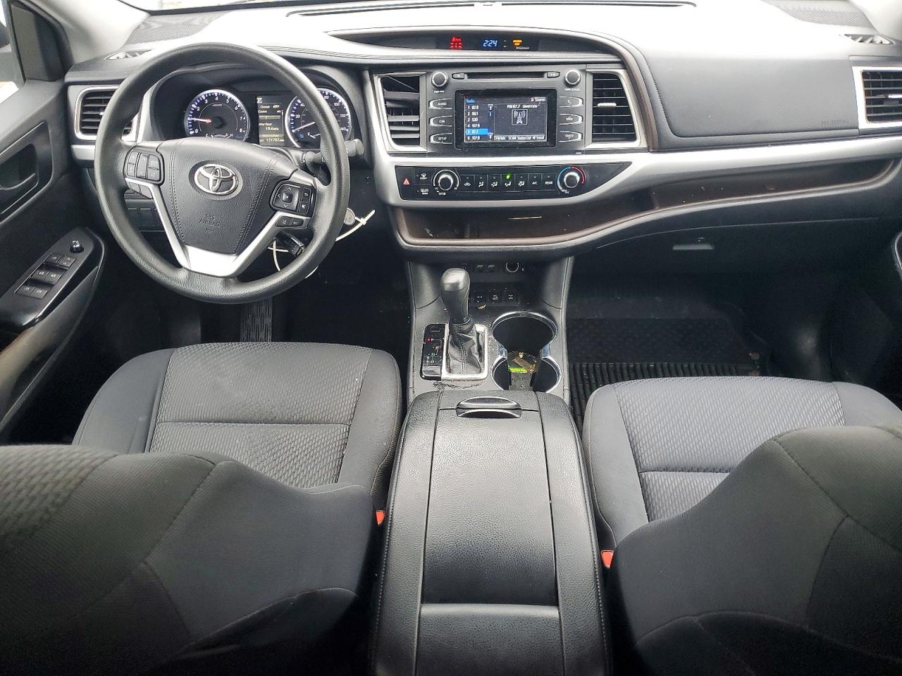 Toyota Highlander Le